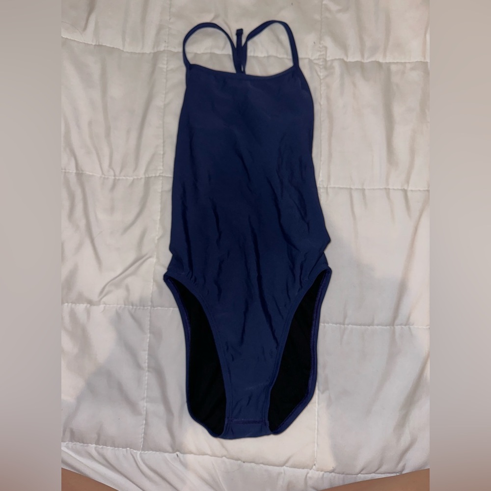 Jolyn Jackson 4 tie-back, 28